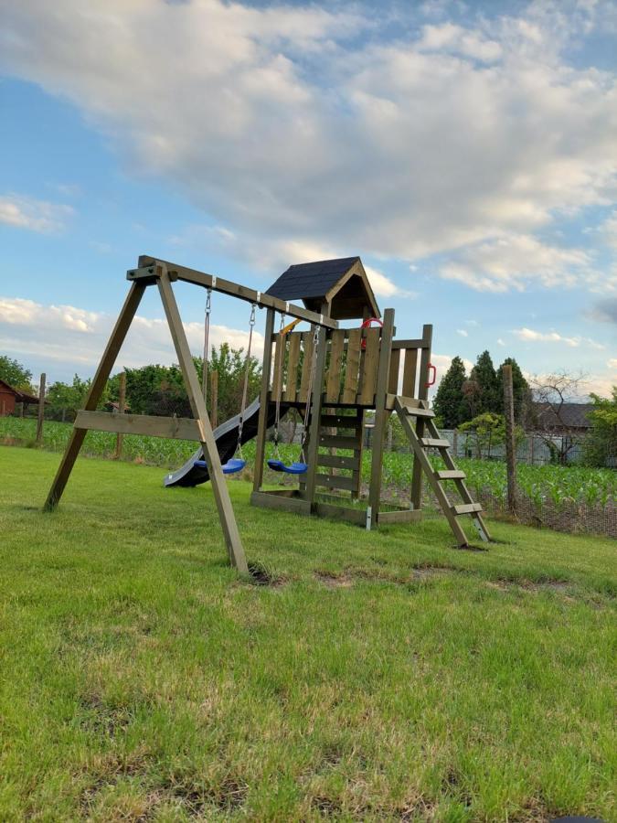 Apartmany Roland Veľký Meder Dış mekan fotoğraf